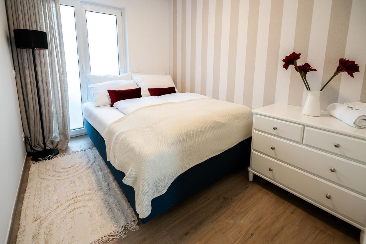 Apartments Kras 24 With Pool Sezana Bagian luar foto
